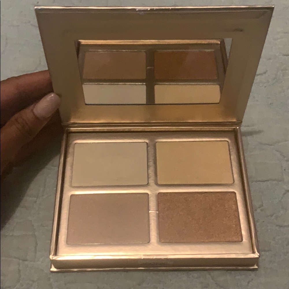 Iconic London Stroke of Highlight Palette